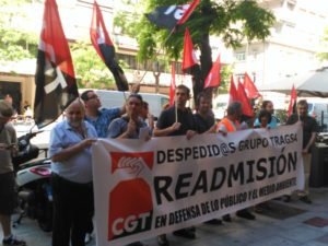 foto_concentracion_despedidos_readmision_2016_06_08_02-300x225